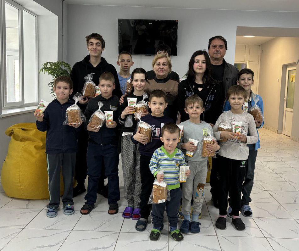 Пасхальное чудо для воспитанников детского социального центра Горловки.