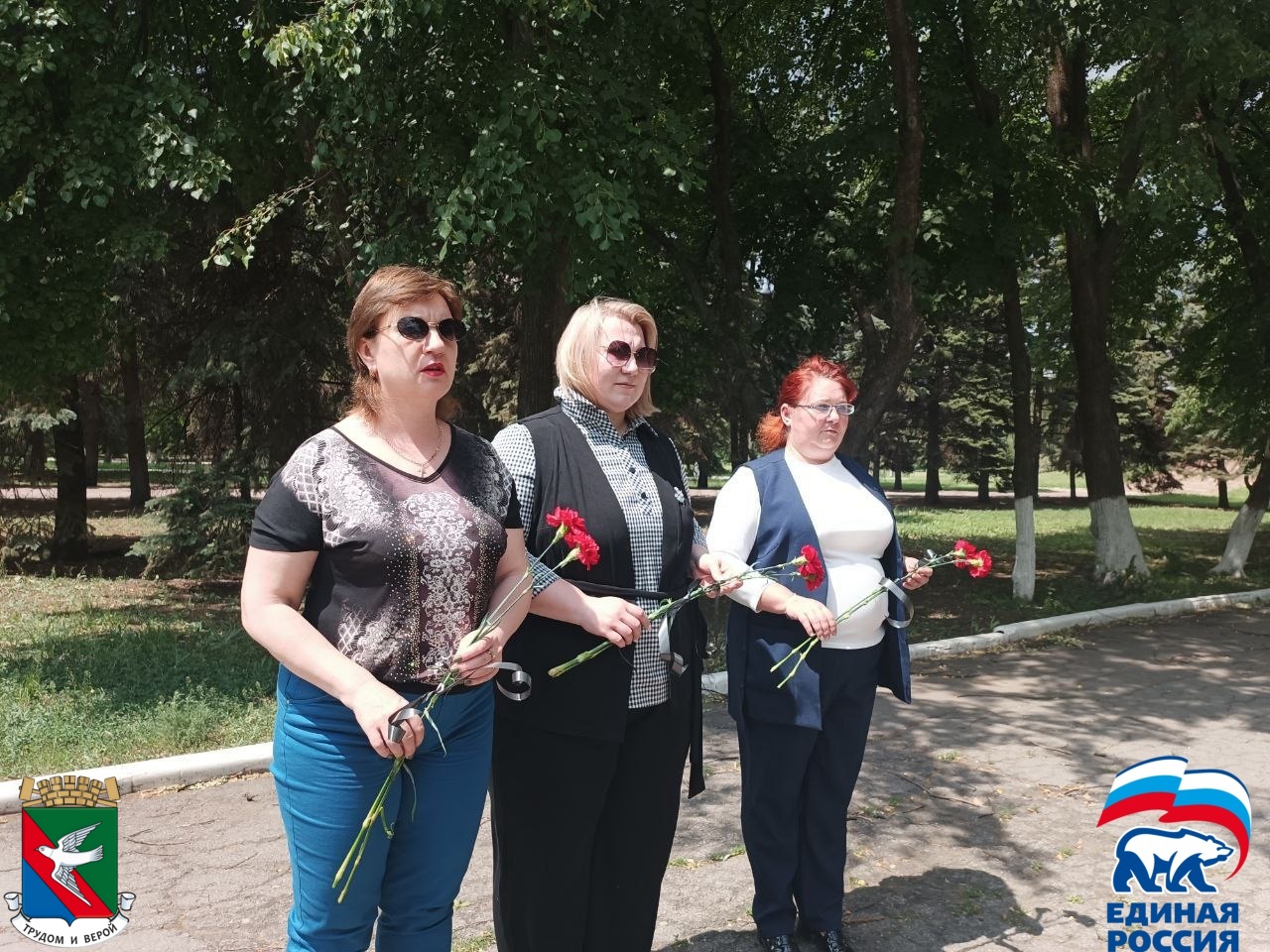 Их жизни забрала война: В Горловке прошла акция «Ангелы Донбасса».