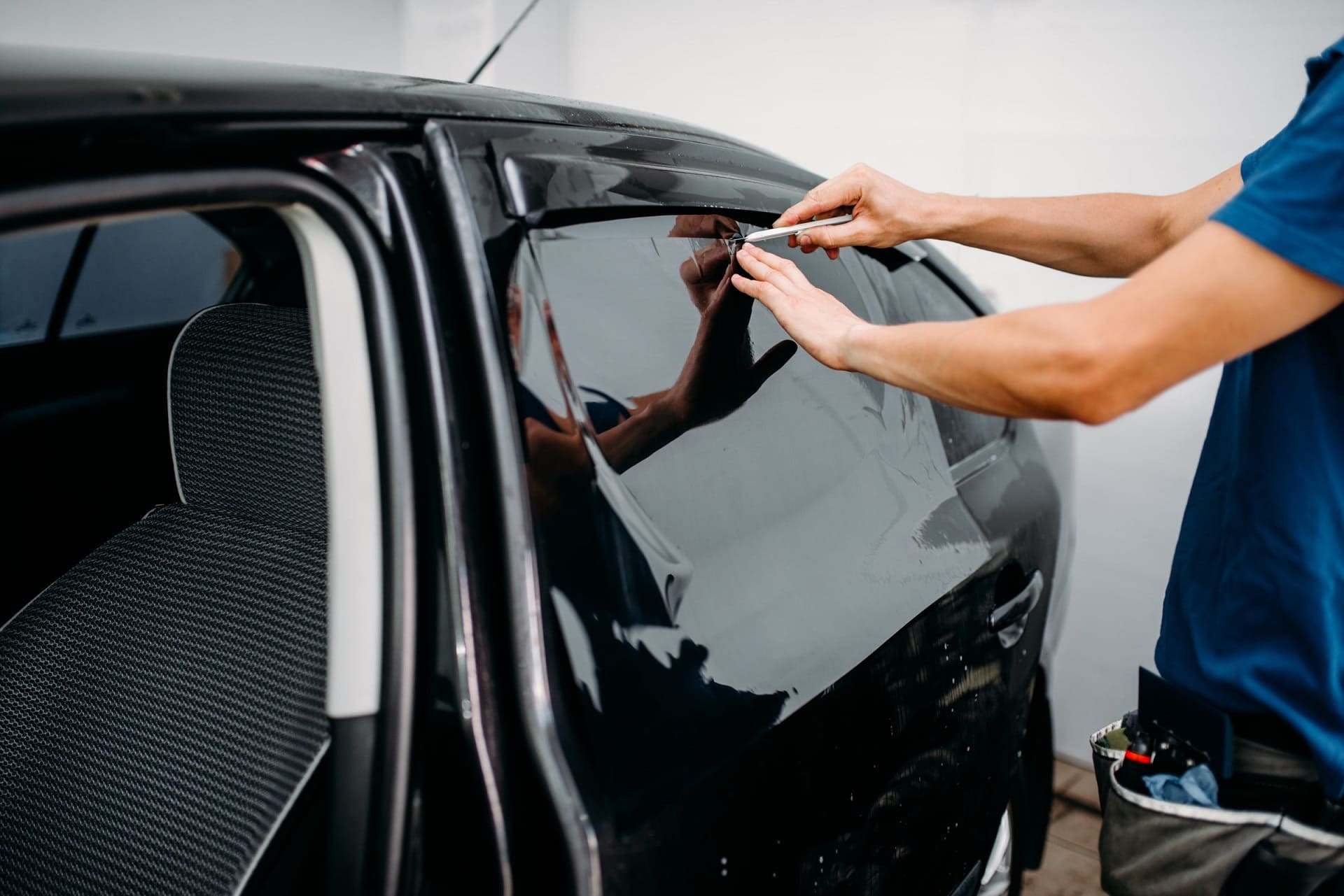 Полицейские напоминают гражданам об ответственности за тонировку стёкол автомобиля, не соответствующую требованиям законодательства.