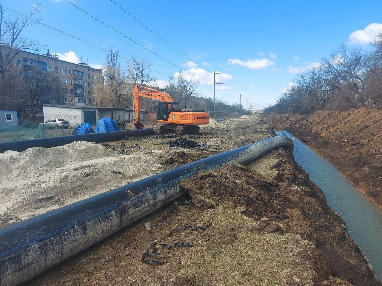 Кузбасс восстанавливает водоснабжение в Горловке.