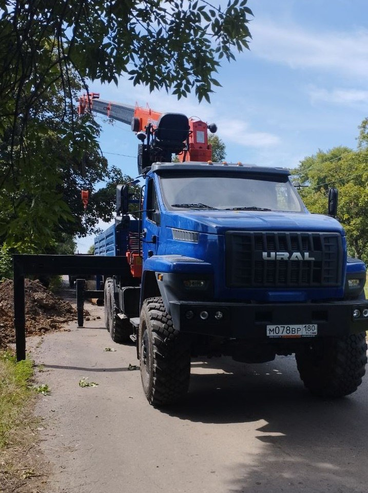 В Горловке заменят участок трубопровода с помощью спецтехники из Кузбасса.