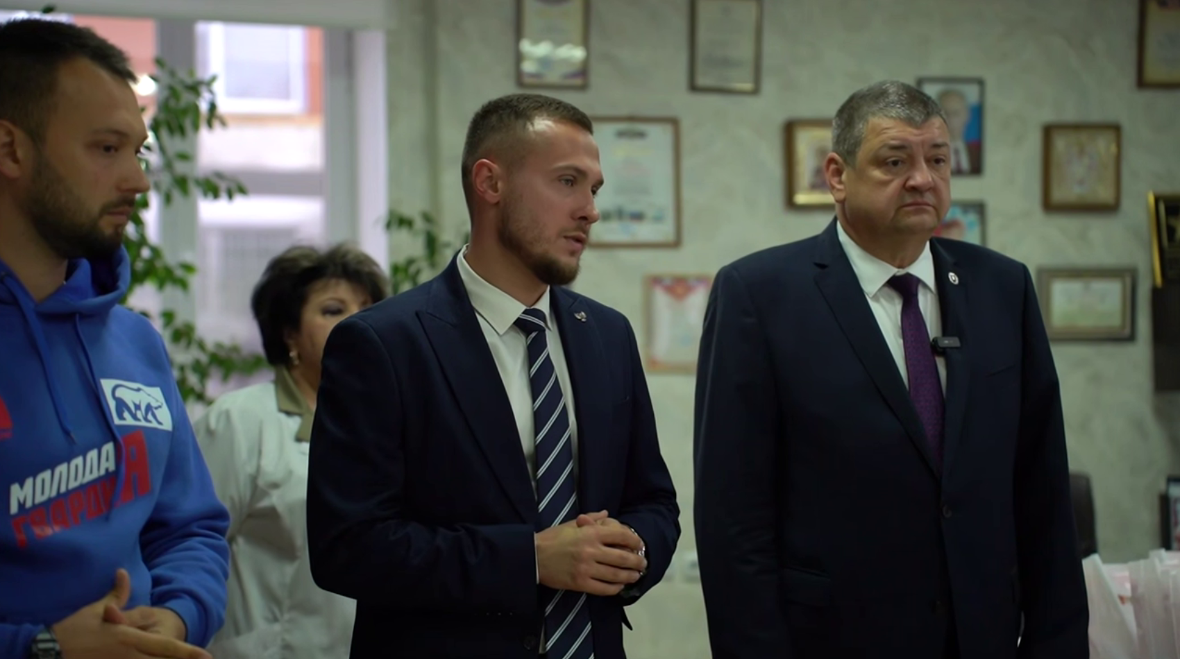 В Горловке наградили врачей ⚡️.