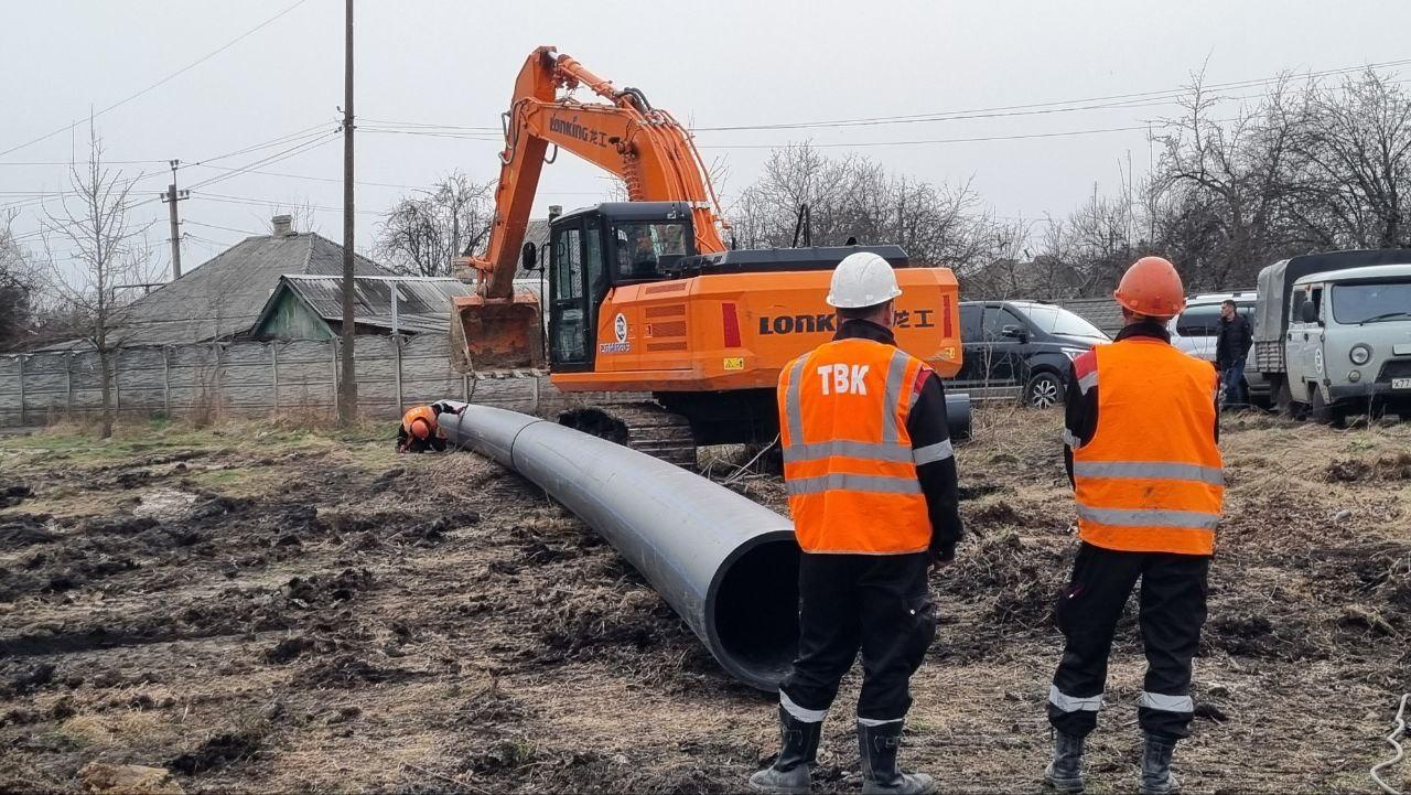 Кемеровские коммунальщики продолжают работы в Горловке .