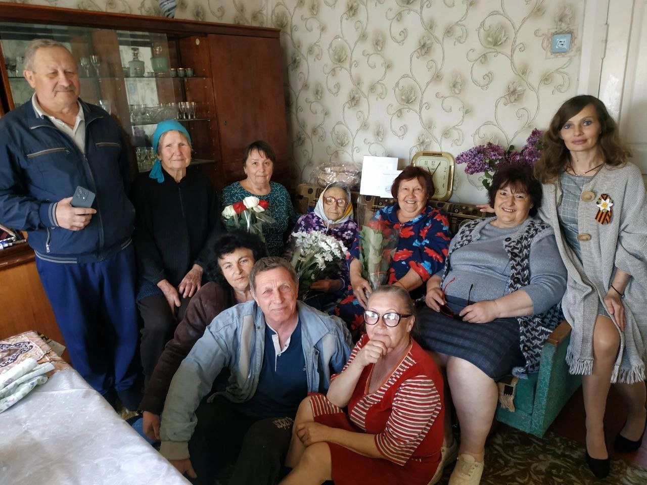100-й День рождения отметила житель Центрально-Городского внутригородского района Горловки.