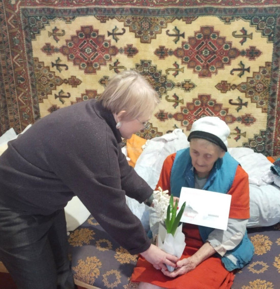 В Никитовском районе г. Горловка прошло поздравление участника Великой Отечественной войны. В Никитовском районе г. Горловка прошло поздравление участника Великой Отечественной войны.