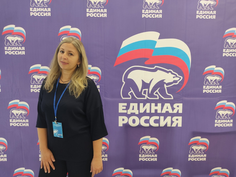 Мнение: начальник отдела молодёжной политики администрации городского округа Горловка Дарья Александровна Лозовая об участии города в ФП «Формирование современной городской среды». Мнение: начальник отдела молодёжной политики администрации городского округа Горловка Дарья Александровна Лозовая об участии города в ФП «Формирование современной городской среды».