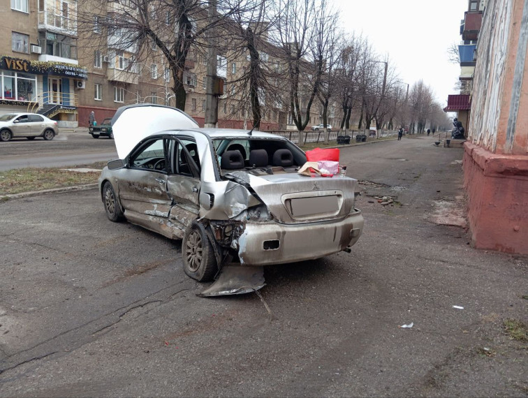 👮♂️Полицейские установили обстоятельства ДТП в Горловке. 👮♂️Полицейские установили обстоятельства ДТП в Горловке.