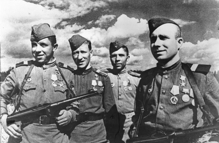 Великая Отечественная война день за днем: 25 февраля. Великая Отечественная война день за днем: 25 февраля.