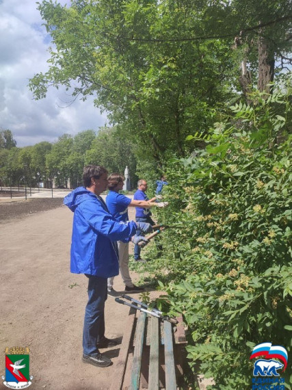 «Городская среда ДНР» в прифронтовой Горловке. «Городская среда ДНР» в прифронтовой Горловке.