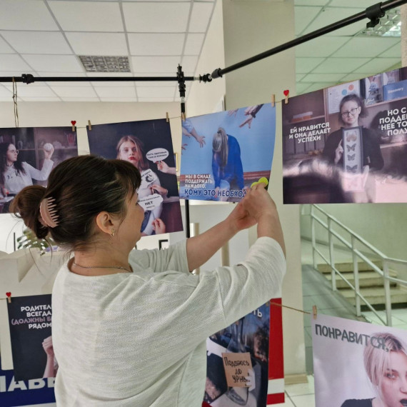 Открытие выставки работ участников первого сезона проекта «Меняй Формат». Открытие выставки работ участников первого сезона проекта «Меняй Формат».