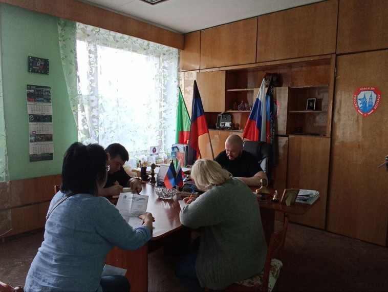 Итоги личного приема граждан главой администрации Центрально-Городского района г. Горловка Дмитрием Вальтер. Итоги личного приема граждан главой администрации Центрально-Городского района г. Горловка Дмитрием Вальтер.